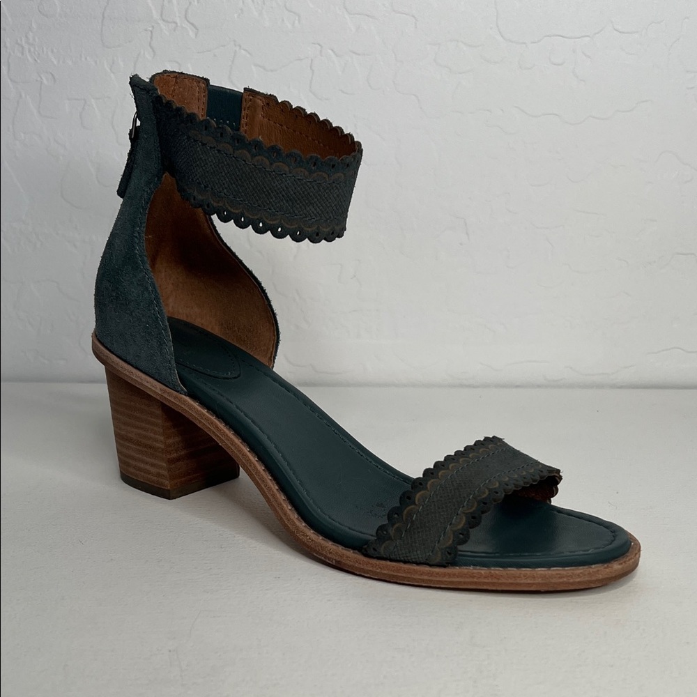 Frye Brielle Scallop Back Zip Heeled Sandal Sea Pine dusty blue size 8